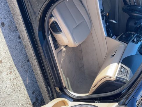 Used 2014 BMW 320i 320i Sedan 4D image 12