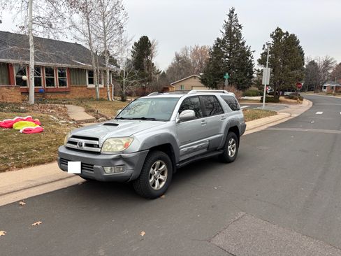 Used 2003 Toyota 4Runner Sport image 2