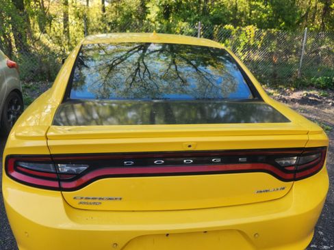 Used 2017 Dodge Charger SXT w/ Rallye Group AWD/4WD image 2
