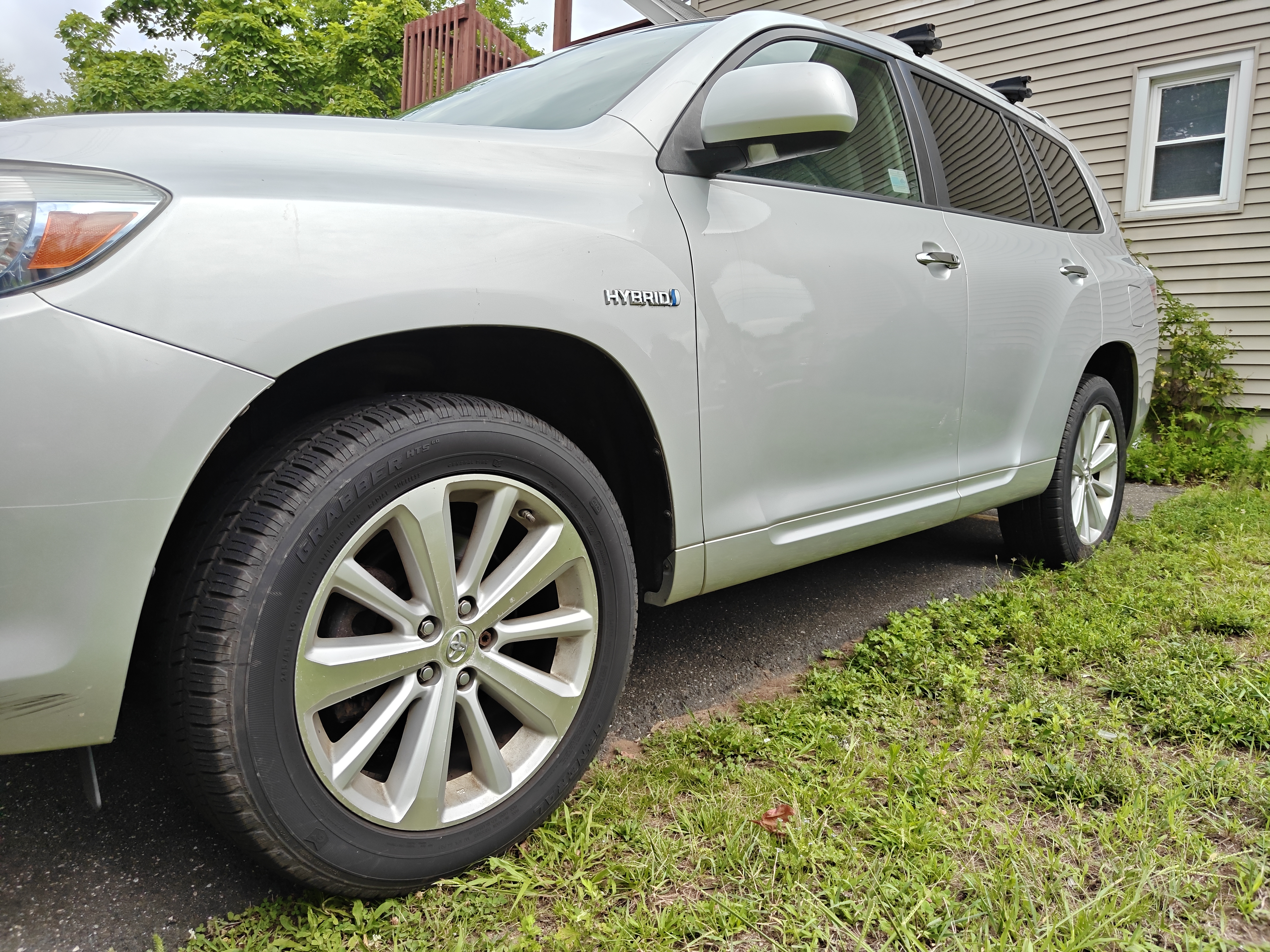 Used 2008 Toyota Highlander 4WD Hybrid image 2