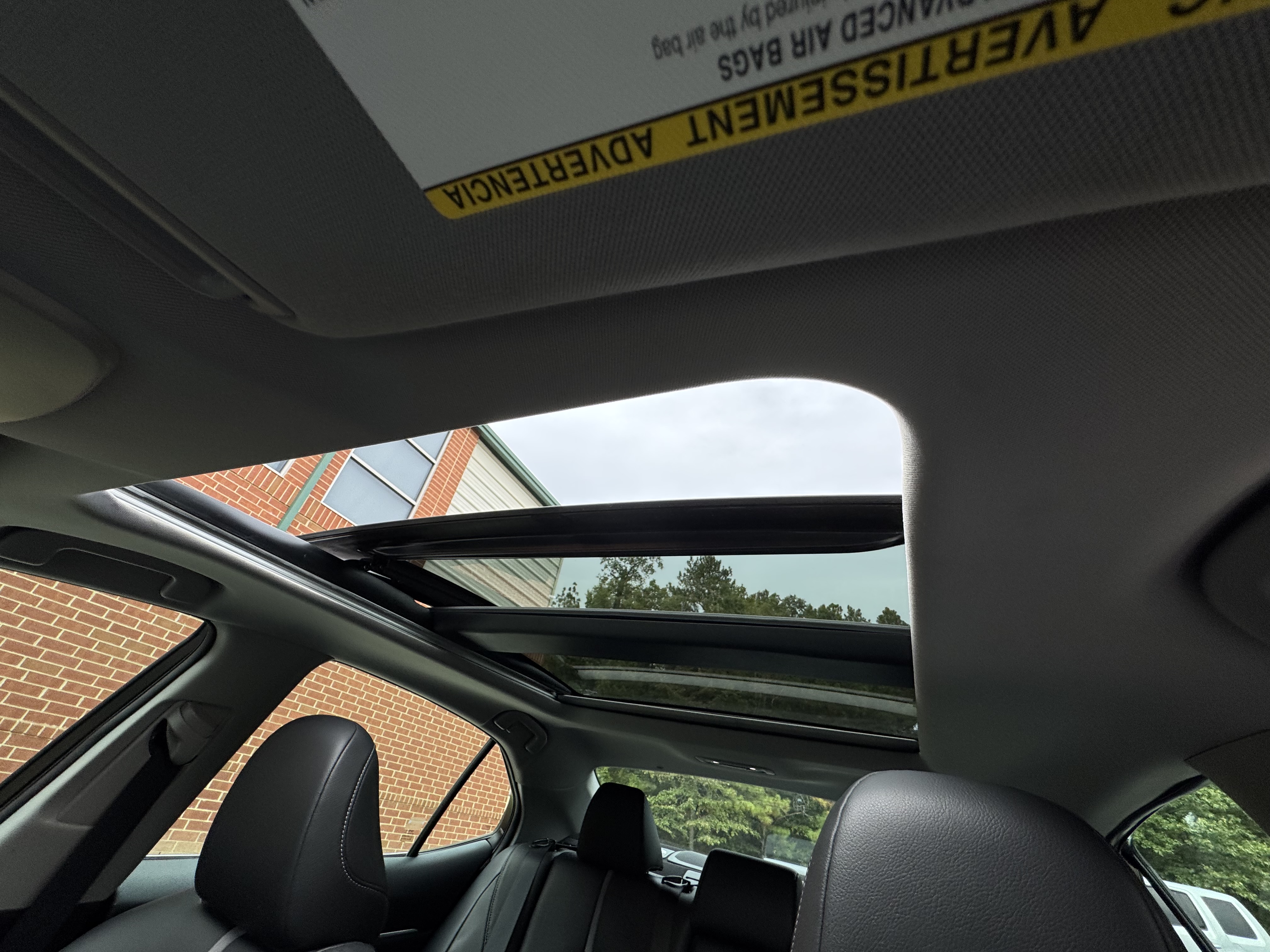 Used 2018 Toyota Camry XSE FWD image 17
