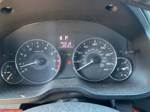 Used 2012 Subaru Outback 2.5i Limited w/ Moonroof Pkg image 12