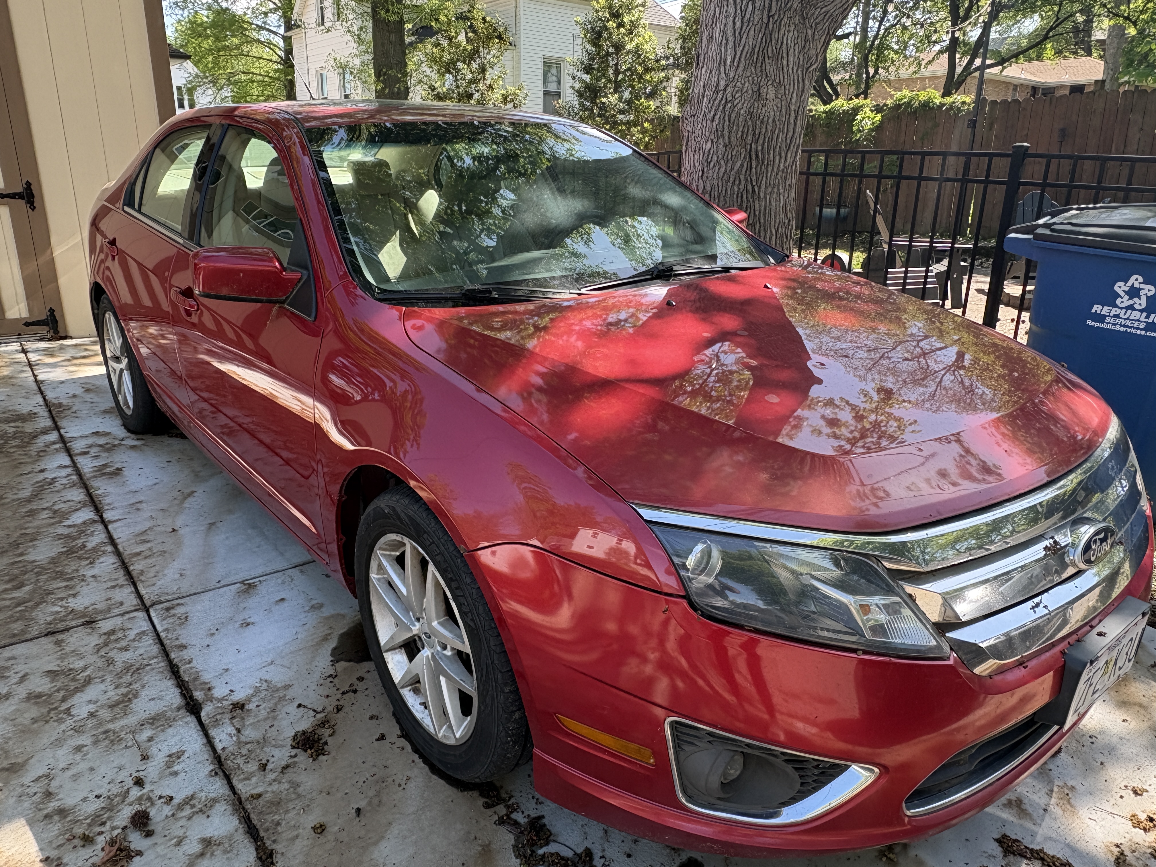 Used 2010 Ford Fusion SEL FWD image 4
