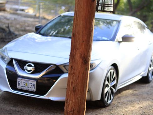 Used 2016 Nissan Maxima SR image 14