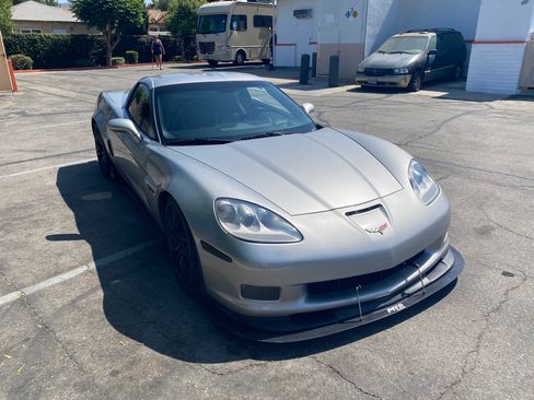 Used 2008 Chevrolet Corvette Z06 w/ Preferred Equipment Group RWD image 8