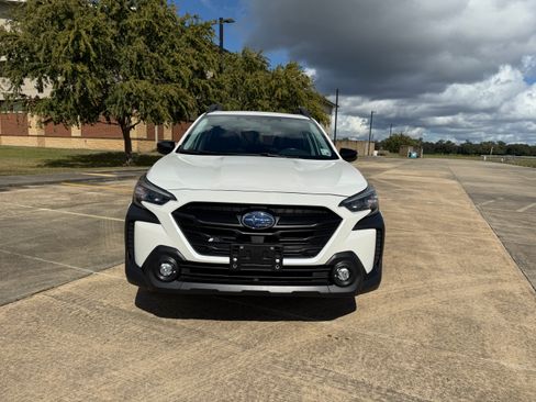 Used 2023 Subaru Outback Onyx Edition image 11