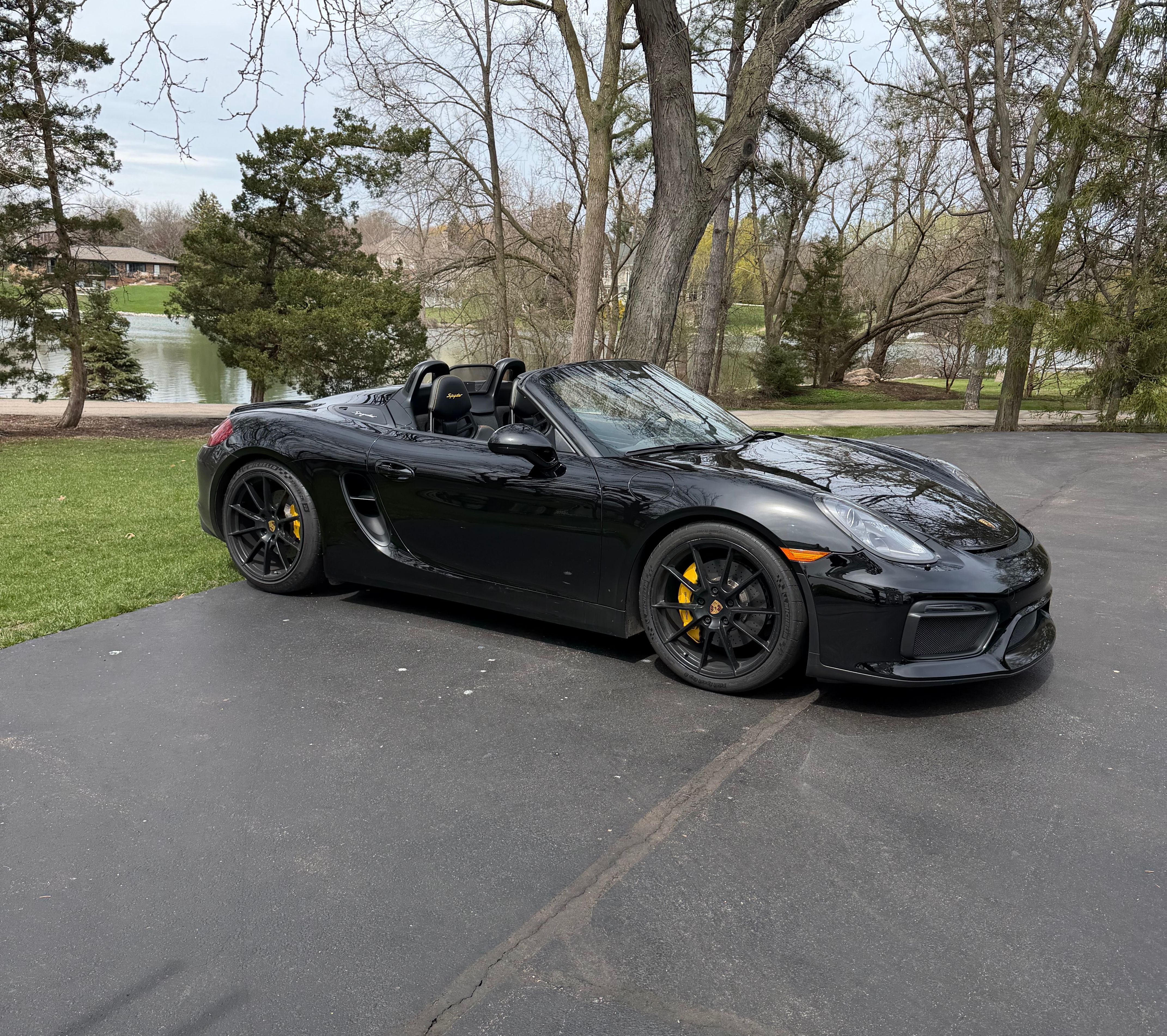 Used 2016 Porsche Boxster Spyder RWD image 1