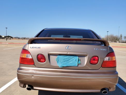 Used 1998 Lexus GS 300 image 4