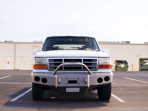 Used 1996 Ford Bronco image 2
