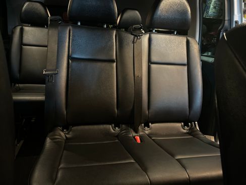 Used 2016 Mercedes-Benz Metris Passenger image 9