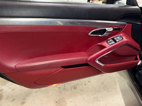 Used 2017 Porsche 911 Carrera image 14