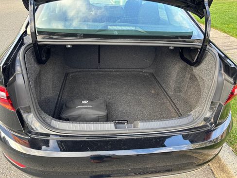 Used 2019 Volkswagen Jetta S w/ Driver Assistance Package image 16