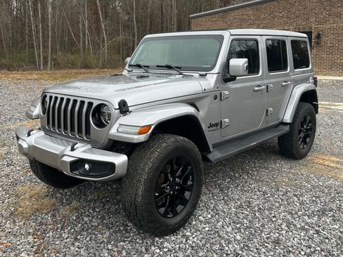 Used 2020 Jeep Wrangler Unlimited Sahara image 1
