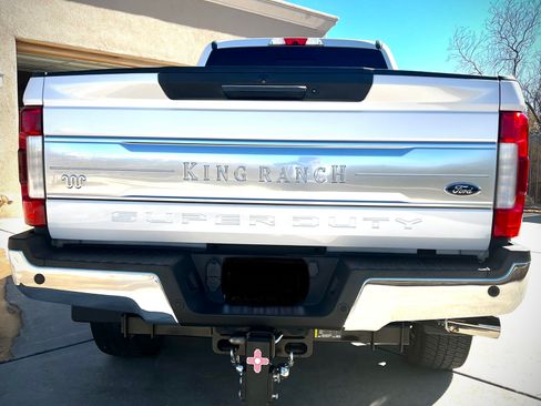 Used 2017 Ford F350 King Ranch w/ King Ranch Ultimate Package image 8