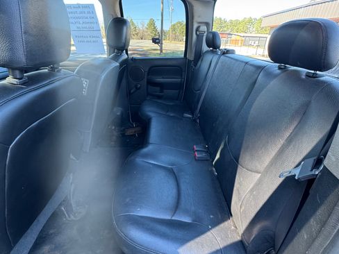 Used 2005 Dodge Ram 2500 Truck ST w/ Trailer Tow Group image 9
