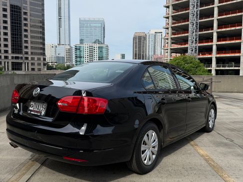 Used 2014 Volkswagen Jetta S image 8