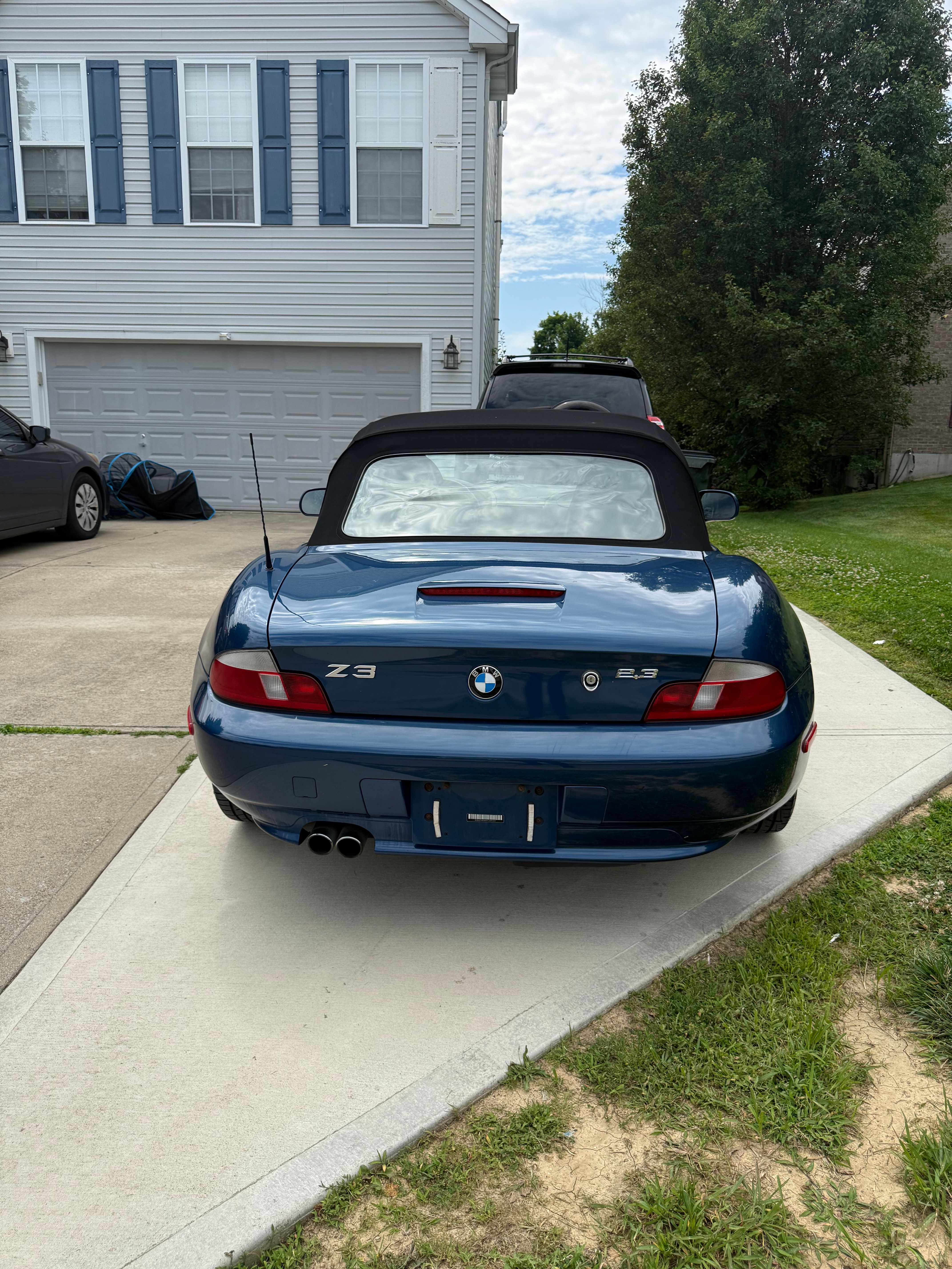 Used 2000 BMW Z3 2.5i RWD image 5
