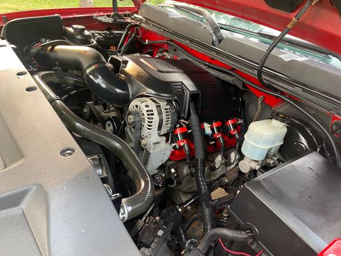 Used 2010 Chevrolet Silverado 1500 LT w/ Power Pack Plus RWD image 11