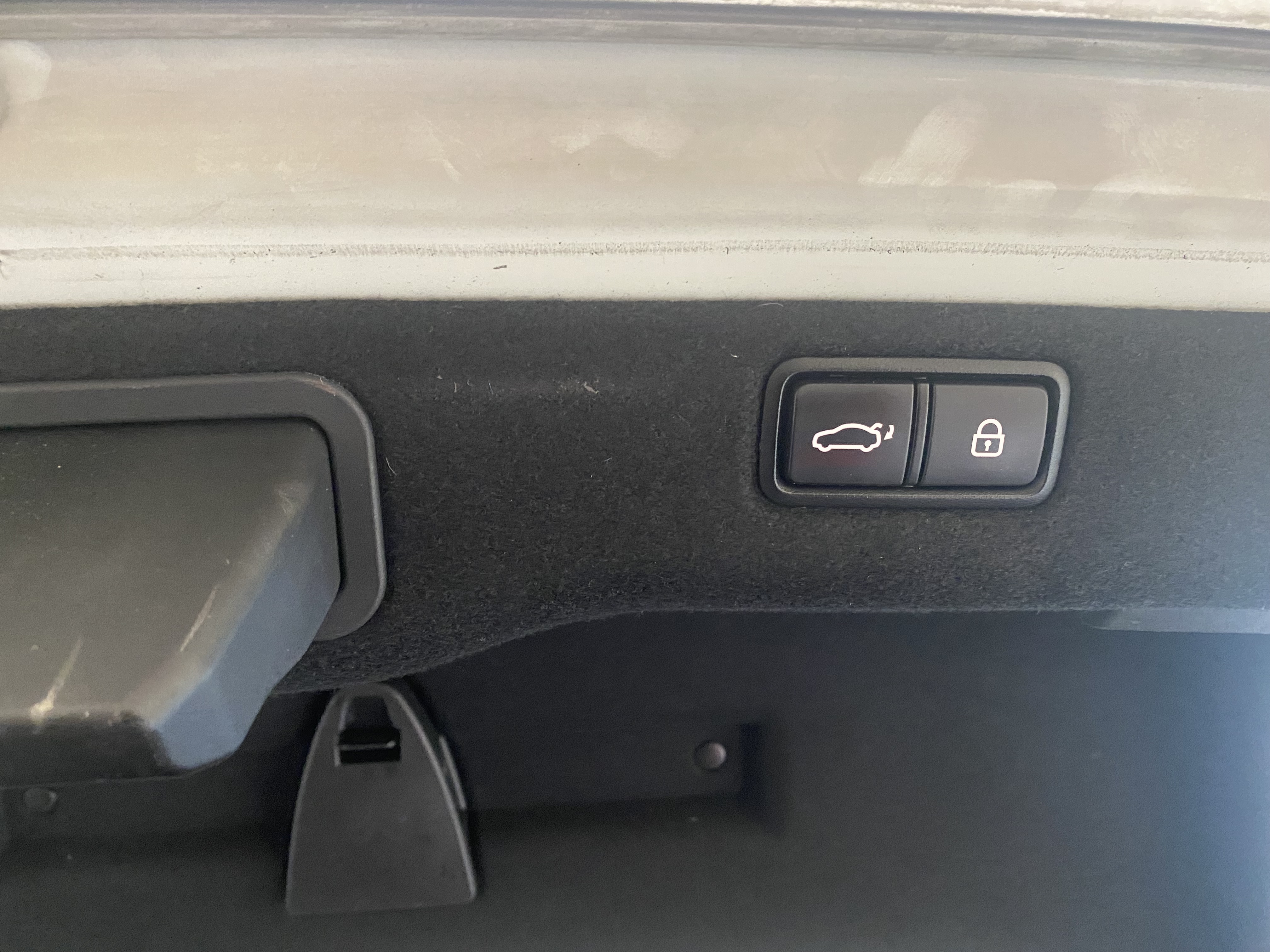 Used 2015 Kia K900 Luxury RWD image 25
