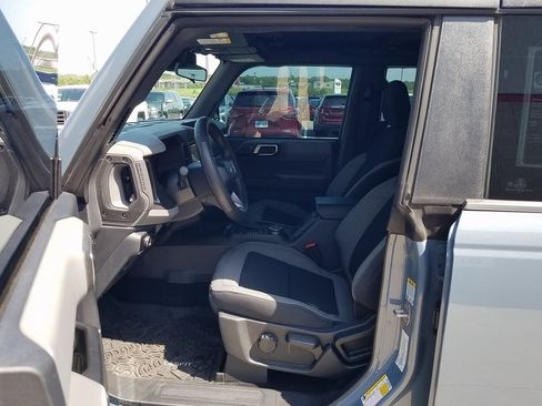 Used 2023 Ford Bronco 4-Door image 5