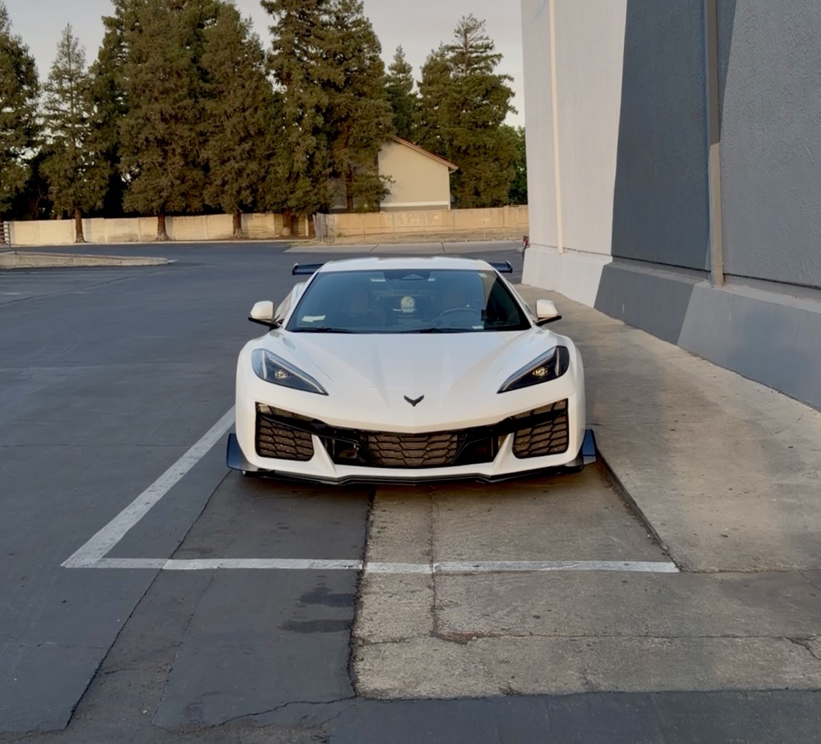 Used 2024 Chevrolet Corvette Z06 RWD image 5