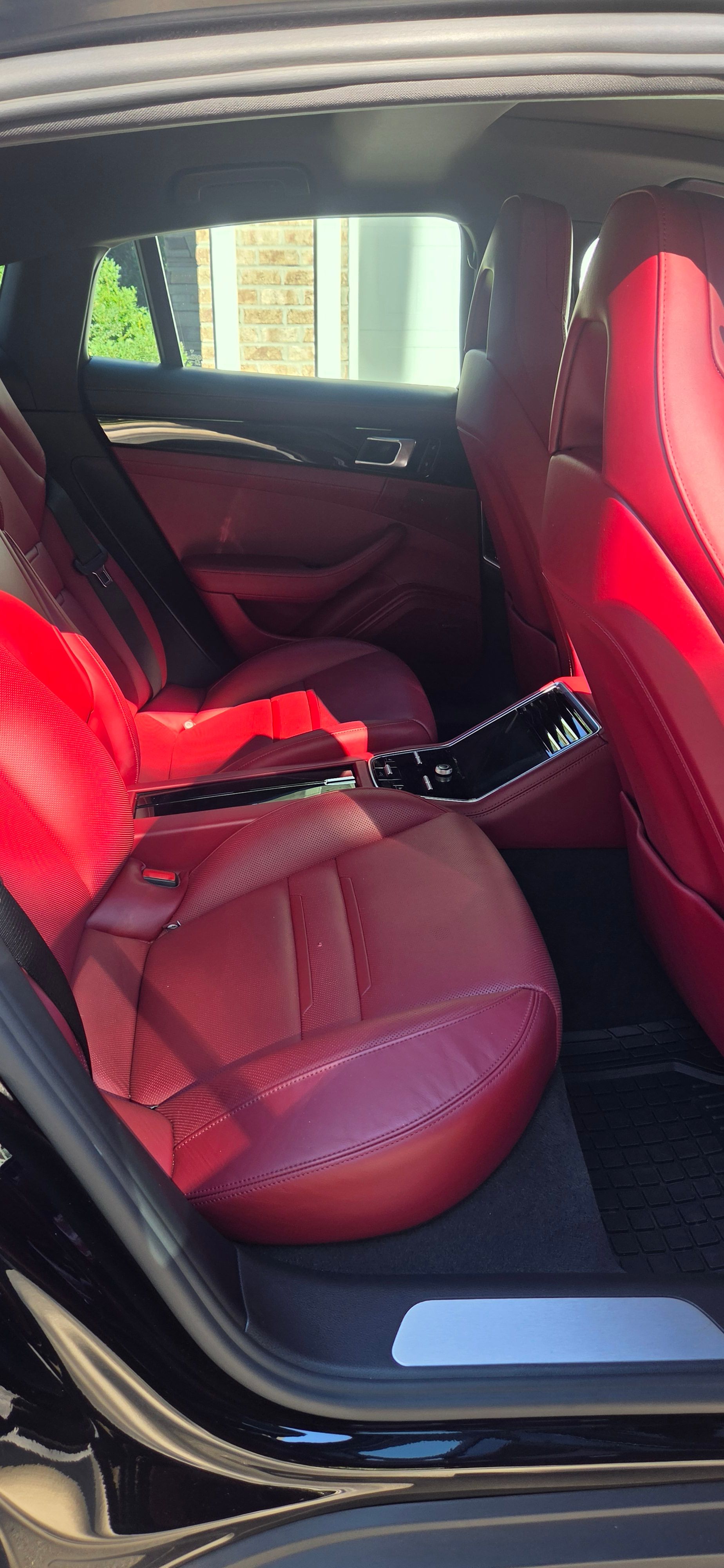 Used 2018 Porsche Panamera 4S AWD/4WD image 11