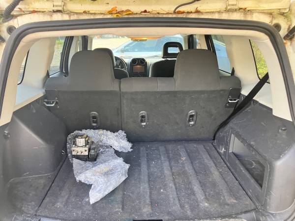 Used 2009 Jeep Patriot Sport AWD/4WD image 11
