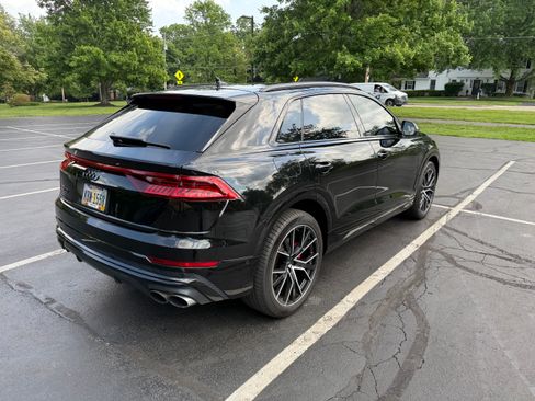 Used 2022 Audi SQ8 Prestige AWD/4WD image 6
