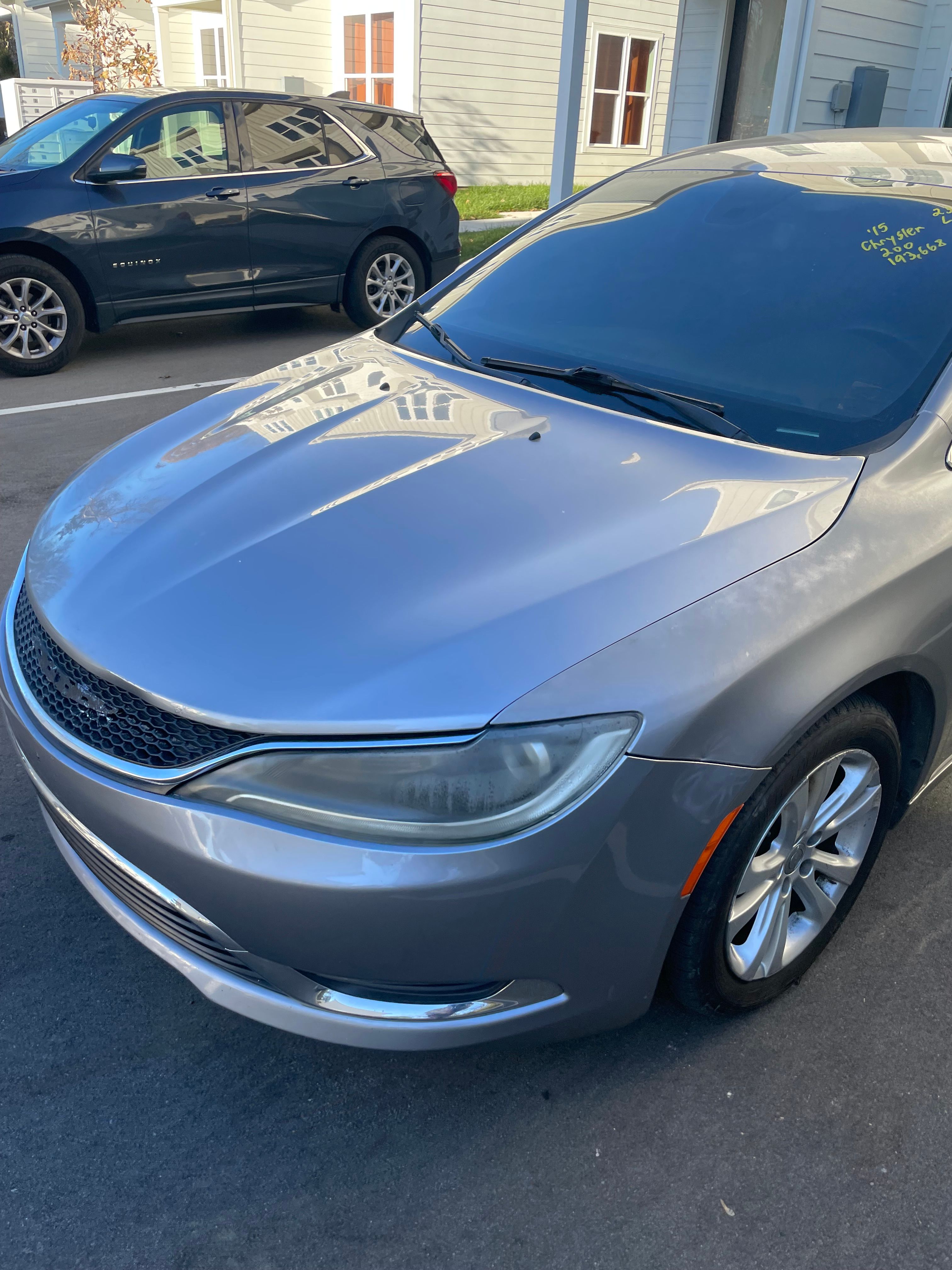 Used 2015 Chrysler 200 Limited w/ Convenience Group FWD image 2