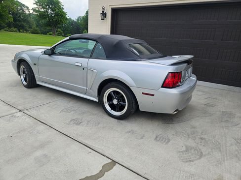 Used 2000 Ford Mustang GT image 8