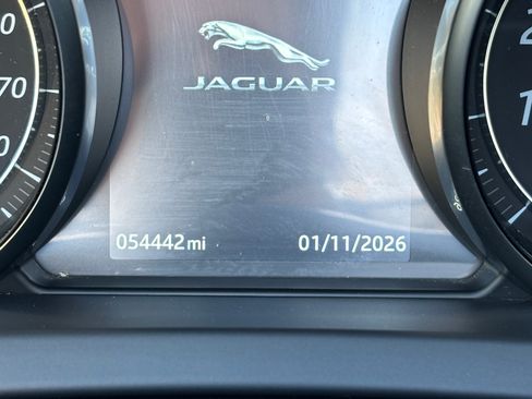 Used 2020 Jaguar F-TYPE Convertible image 9