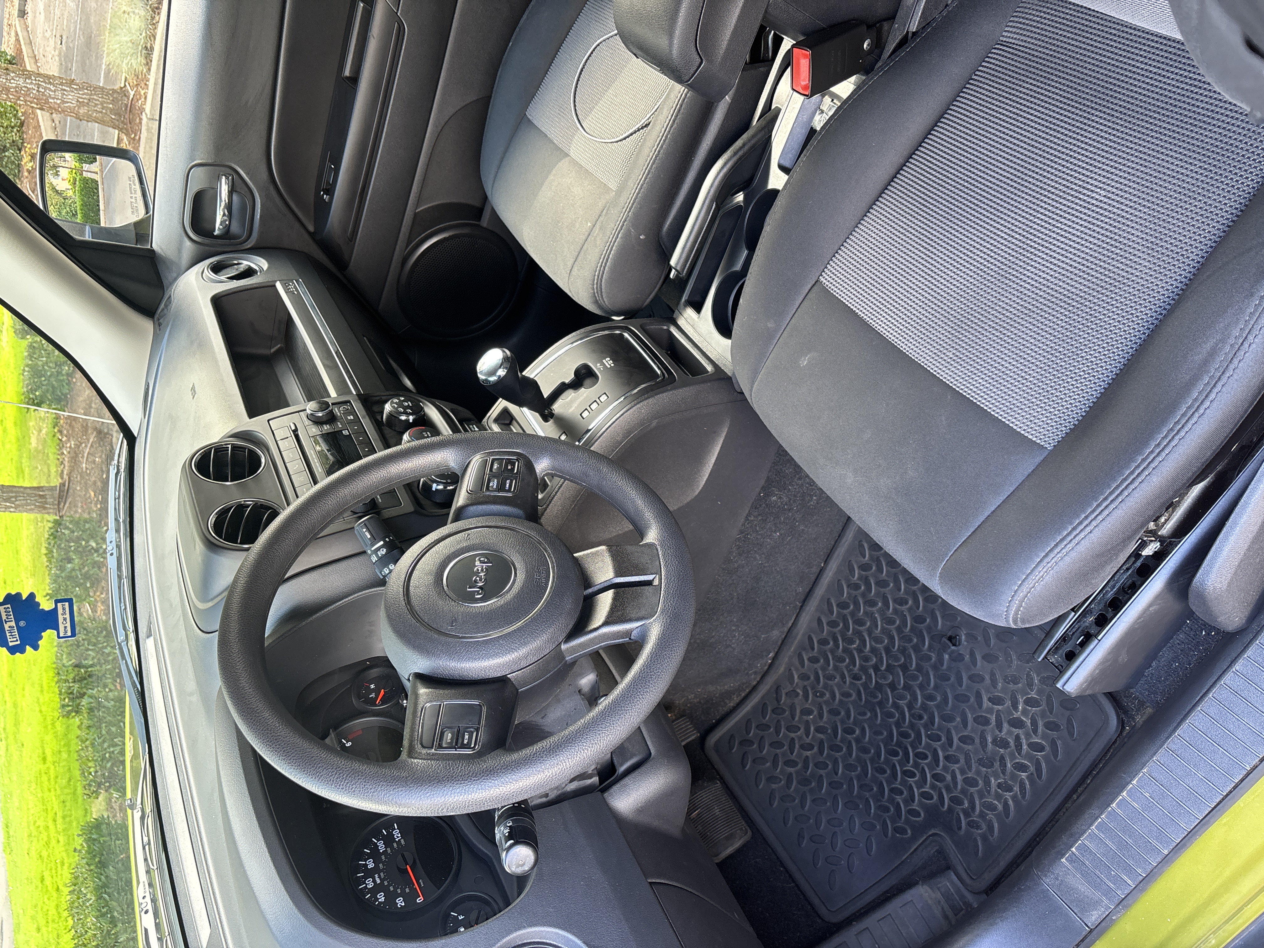 Used 2012 Jeep Patriot Sport w/ PWR Value Group AWD/4WD image 5