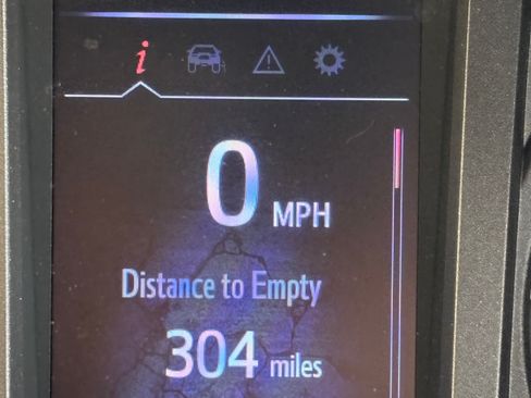 Used 2020 Toyota Tacoma TRD Off-Road w/ Technology Package image 11