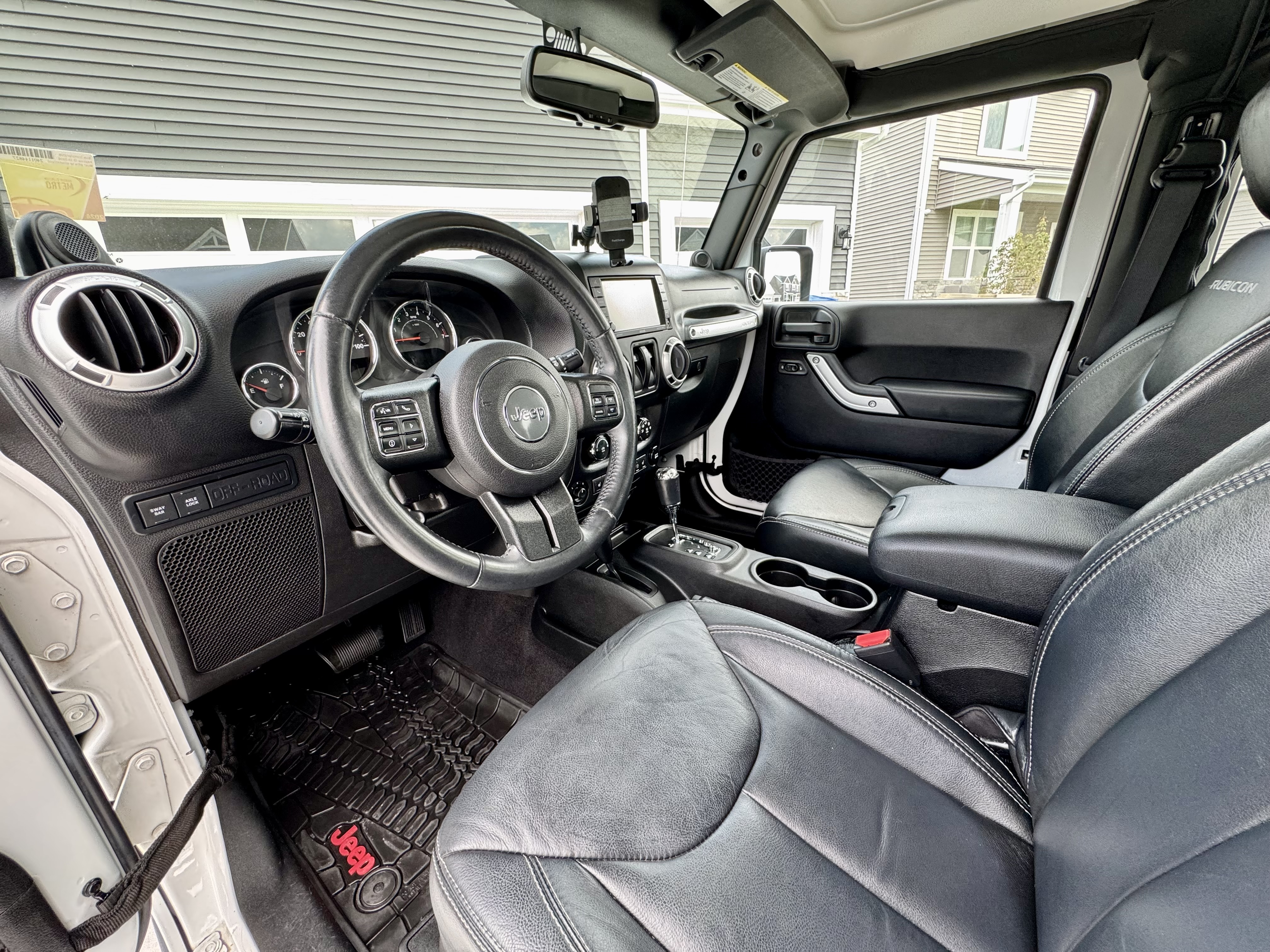 Used 2014 Jeep Wrangler Rubicon w/ Power Convenience Group AWD/4WD image 5