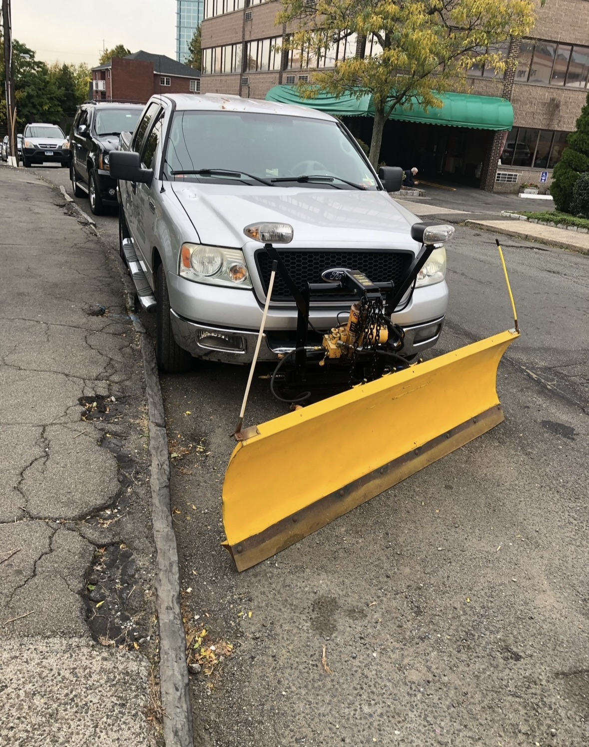 Used 2005 Ford F150 Lariat AWD/4WD image 1
