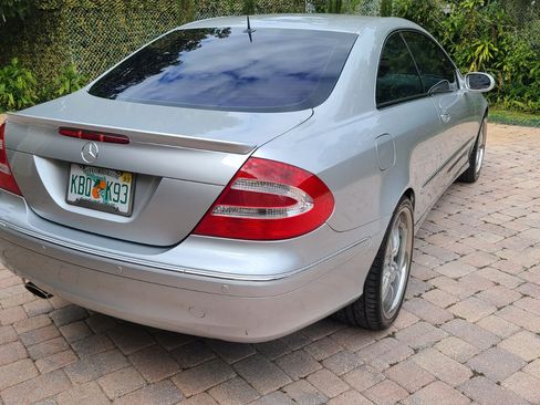 Used 2005 Mercedes-Benz CLK 320 CLK 320 Coupe 2D image 11