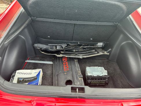 Used 2005 Toyota Celica GT image 9