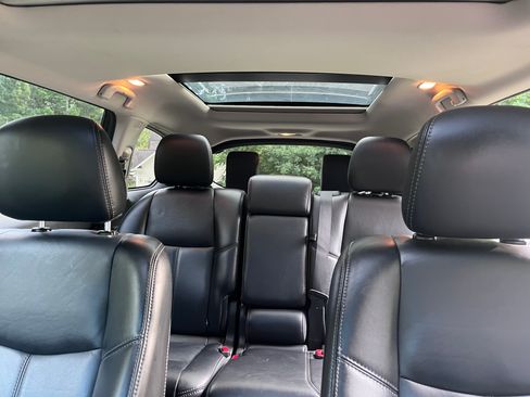 Used 2015 Nissan Pathfinder SL w/ SL Premium Package AWD/4WD image 12