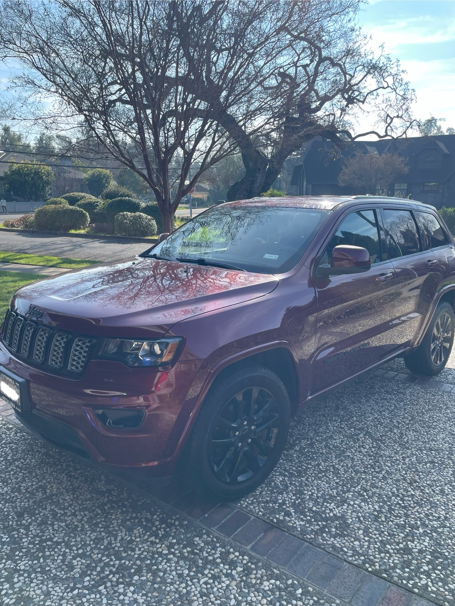 Used 2019 Jeep Grand Cherokee Altitude RWD image 8