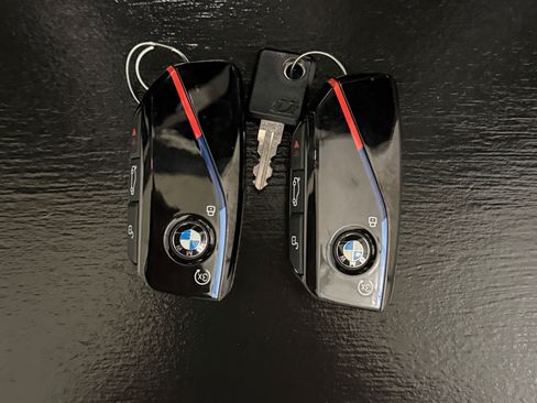 Used 2024 BMW X5 M60i AWD/4WD image 17