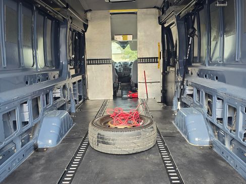 Used 2019 Ford Transit 250 Extended Length High Roof w/Sl image 4