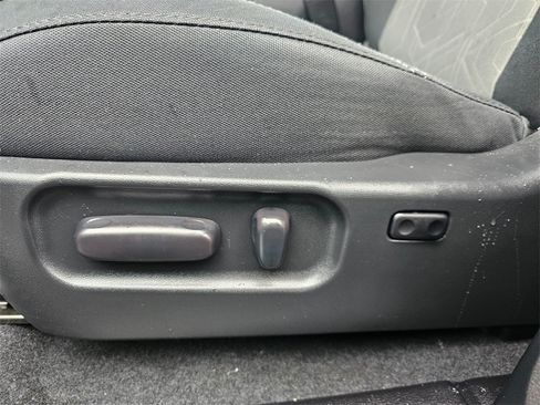 Used 2022 Toyota Tacoma TRD Sport w/ TRD Premium Sport Package image 15