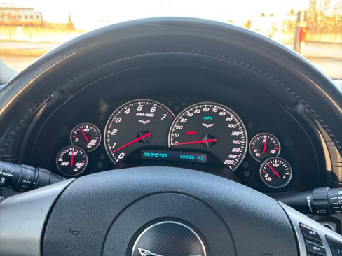 Used 2008 Chevrolet Corvette Coupe 2D w/ Preferred Equipment Group image 5