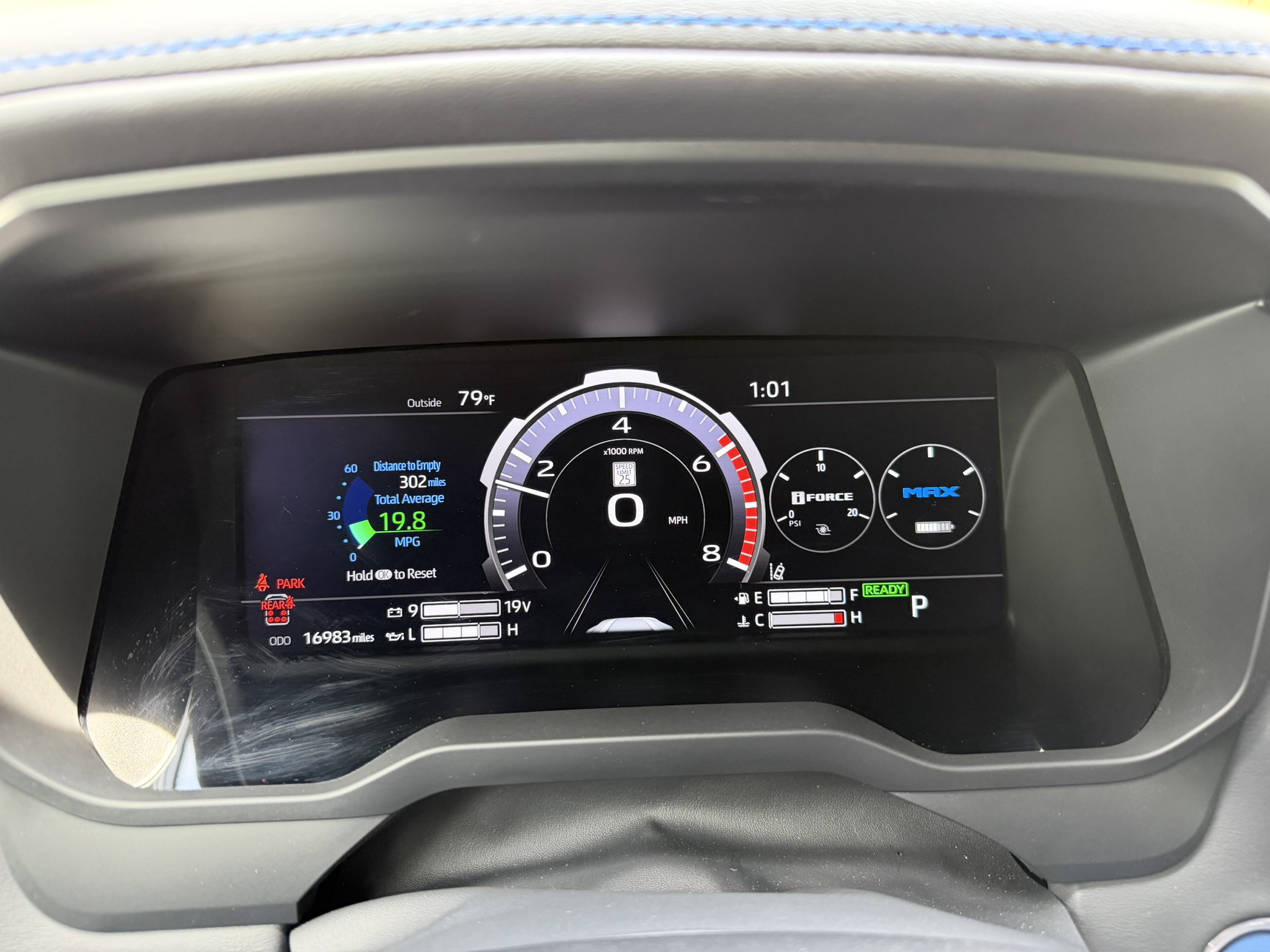 Used 2024 Toyota Sequoia Platinum AWD/4WD image 10