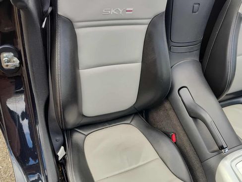 Used 2008 Saturn Sky Red Line Carbon Flash image 24