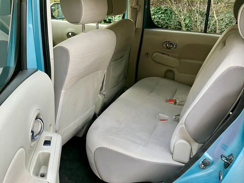 Used 2009 Nissan Cube 1.8 S w/ Interior Designer Pkg image 14