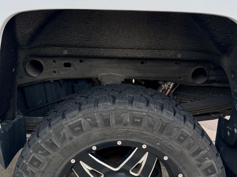 Used 2015 Chevrolet Silverado 2500 LT w/ LT Convenience Package image 8