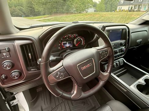Used 2016 GMC Sierra 1500 SLT w/ All Terrain X Package AWD/4WD image 21
