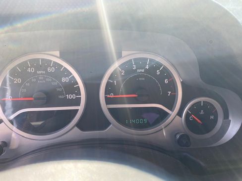 Used 2008 Jeep Wrangler Unlimited Sahara w/ Trailer Tow Group image 9