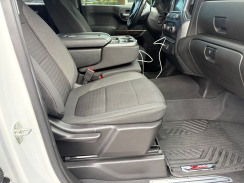 Used 2022 Chevrolet Silverado 1500 RST image 13